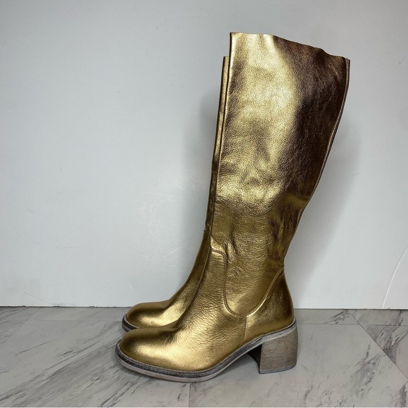 Free People Essential Gold Leather Tall Boot 38 1/2 - Picture 16 of 16